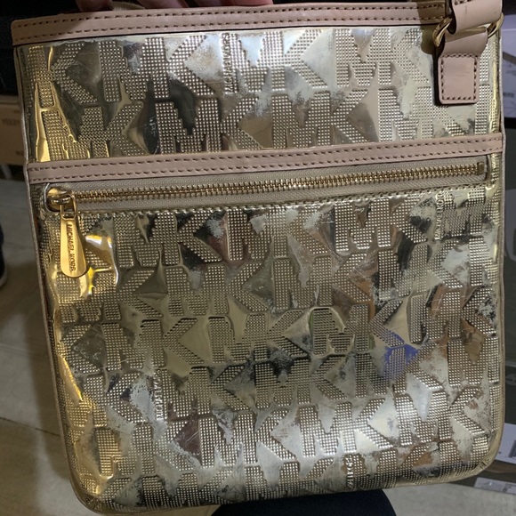 Michael Kors Shoulder Bag 🎀 - Picture 3 of 3